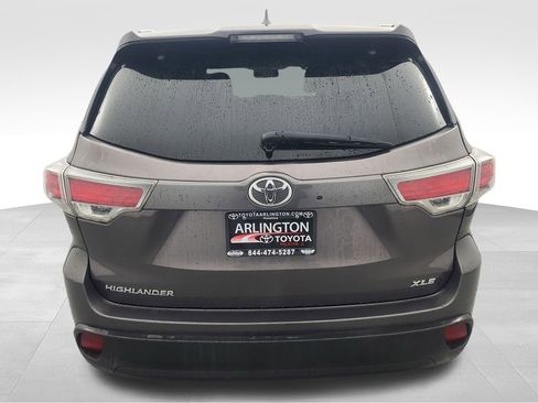 Used 2015 Toyota Highlander XLE image 5