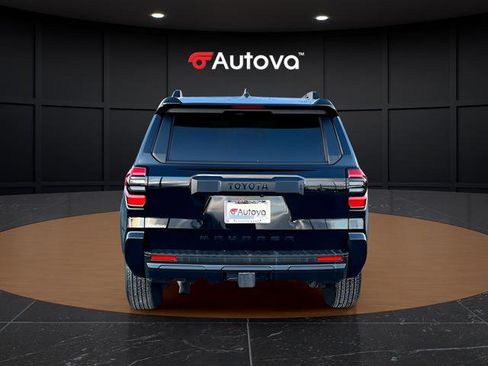 Used 2025 Toyota 4Runner SR5 image 3