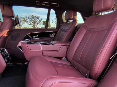 Certified 2023 Land Rover Range Rover Long Wheelbase Autobiography image 24