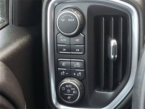 Used 2021 Chevrolet Silverado 1500 LTZ image 25