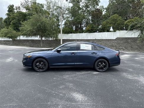 New 2025 Honda Accord SE image 8