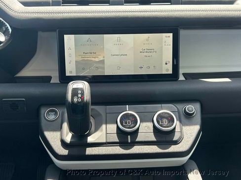 Used 2023 Land Rover Defender 110 SE AWD/4WD image 49