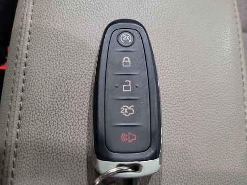 Used 2019 Ford Escape SE AWD/4WD image 32