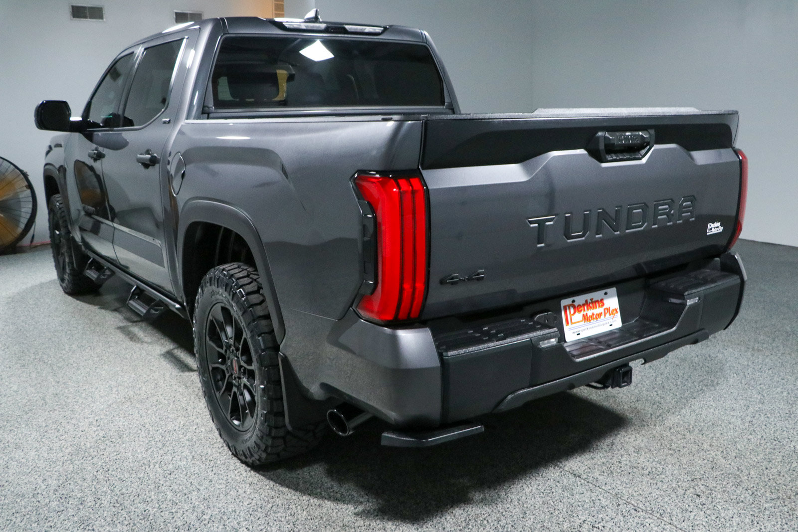 Used 2024 Toyota Tundra SR5 AWD/4WD image 10