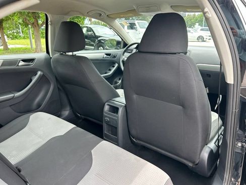 Used 2017 Volkswagen Jetta S FWD image 42