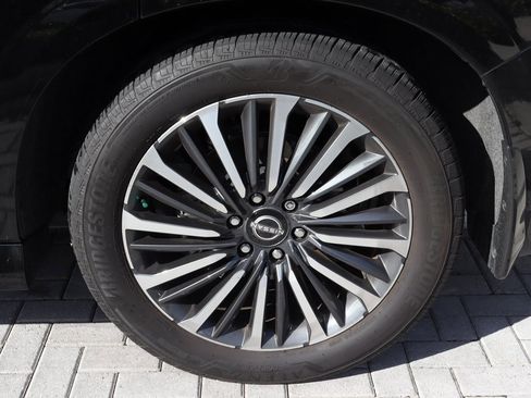 Used 2025 Nissan Armada Platinum Reserve image 47