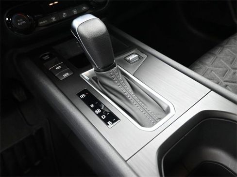 New 2026 Nissan Kicks SV w/ Illumination Package image 33