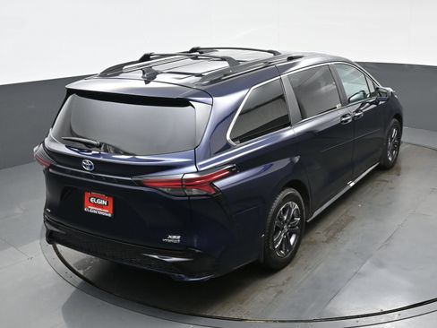 Used 2024 Toyota Sienna XSE w/ XSE Plus Package AWD/4WD image 41