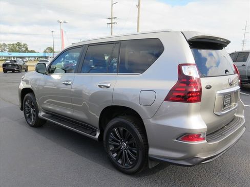 Used 2022 Lexus GX 460 Premium image 5