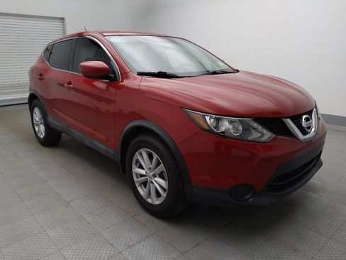 Used 2018 Nissan Rogue Sport S w/ S Appearance Package FWD image 11