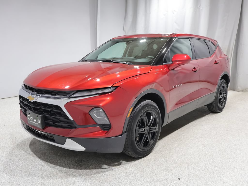 Used 2025 Chevrolet Blazer LT AWD/4WD image 6