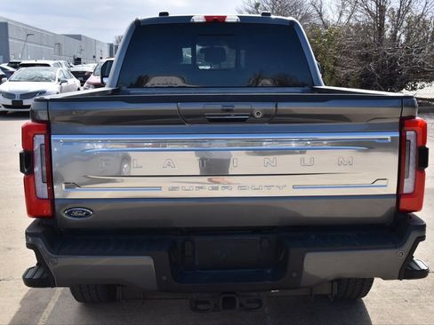 Certified 2024 Ford F250 Platinum w/ FX4 Off-Road Package image 7