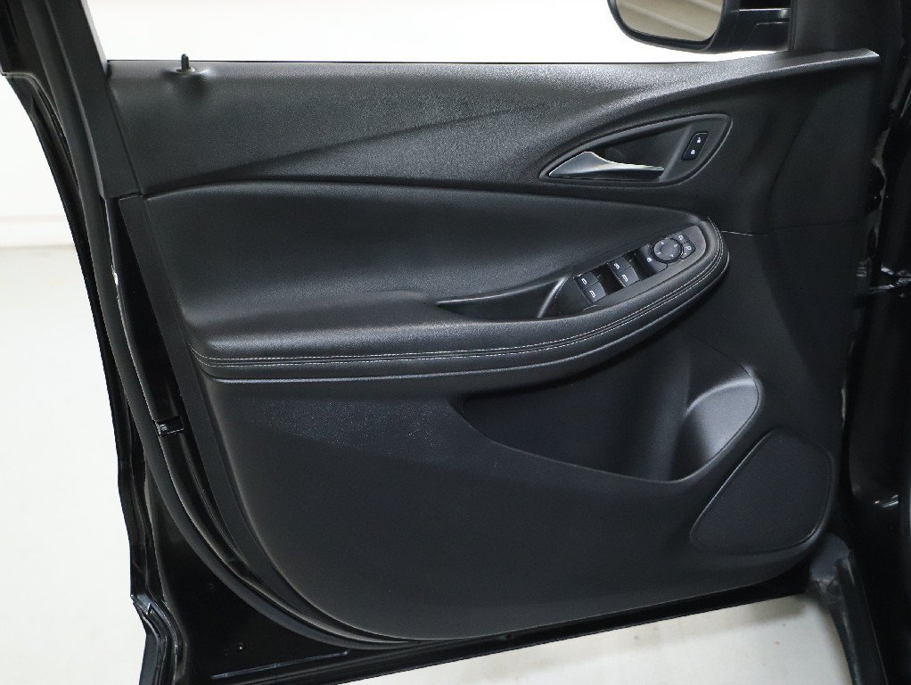 Used 2025 Buick Encore GX Preferred FWD image 15
