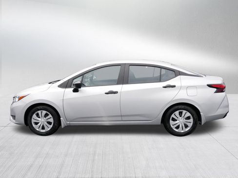 Used 2024 Nissan Versa S w/ Trunk Package FWD image 4