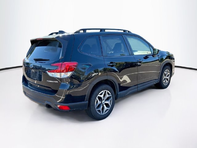 Certified 2024 Subaru Forester Premium AWD/4WD image 9