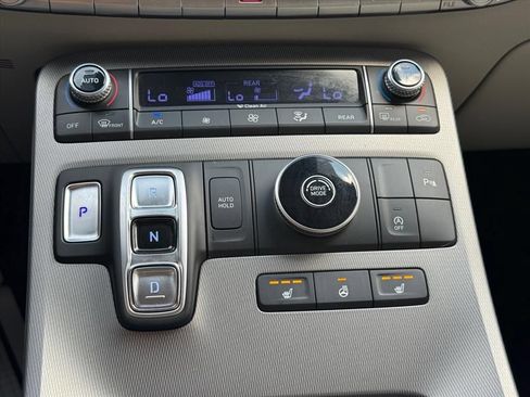 Used 2022 Hyundai Palisade SEL w/ Premium Package FWD image 21