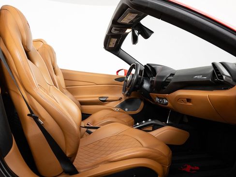 Used 2017 Ferrari 488 Spider RWD image 25