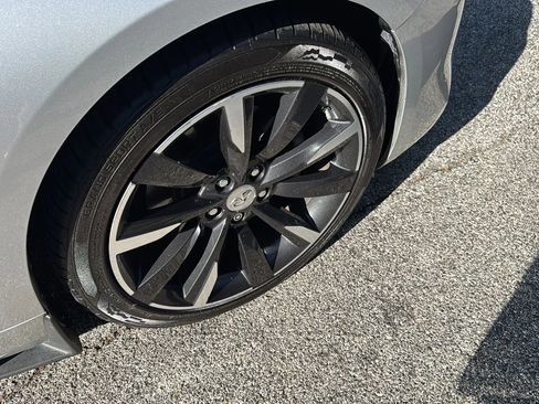 Used 2017 INFINITI Q60 2.0t w/ Premium Plus Package 2.0T image 26