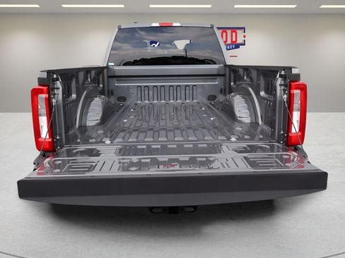 New 2026 Ford F250 XLT w/ Tremor Off-Road Package AWD/4WD image 9
