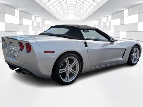 Used 2010 Chevrolet Corvette Convertible w/ Preferred Equipment Group image 7