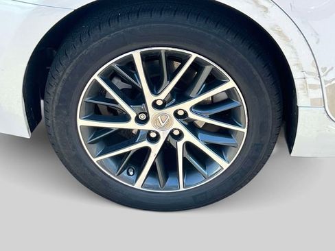 Used 2017 Lexus ES 350 w/ Luxury Package FWD image 7