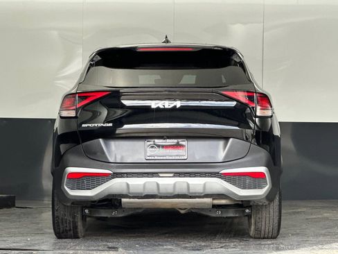 Used 2024 Kia Sportage EX image 4