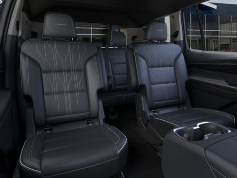New 2026 Buick Enclave Avenir image 17