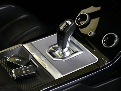 Used 2020 Land Rover Range Rover Evoque S image 48