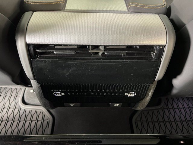 Used 2023 Jeep Grand Wagoneer L Series III w/ Rear Seat Video Group 1 AWD/4WD image 28