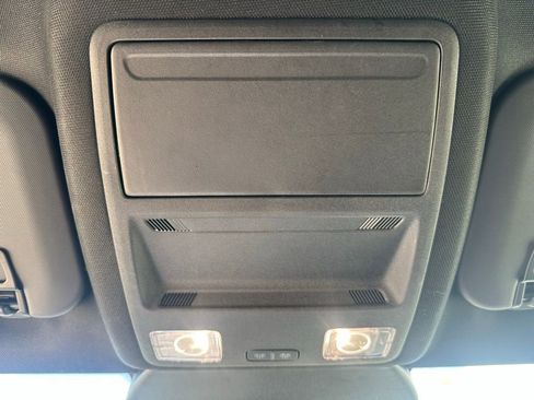 Used 2024 Ford Escape ST-Line image 19