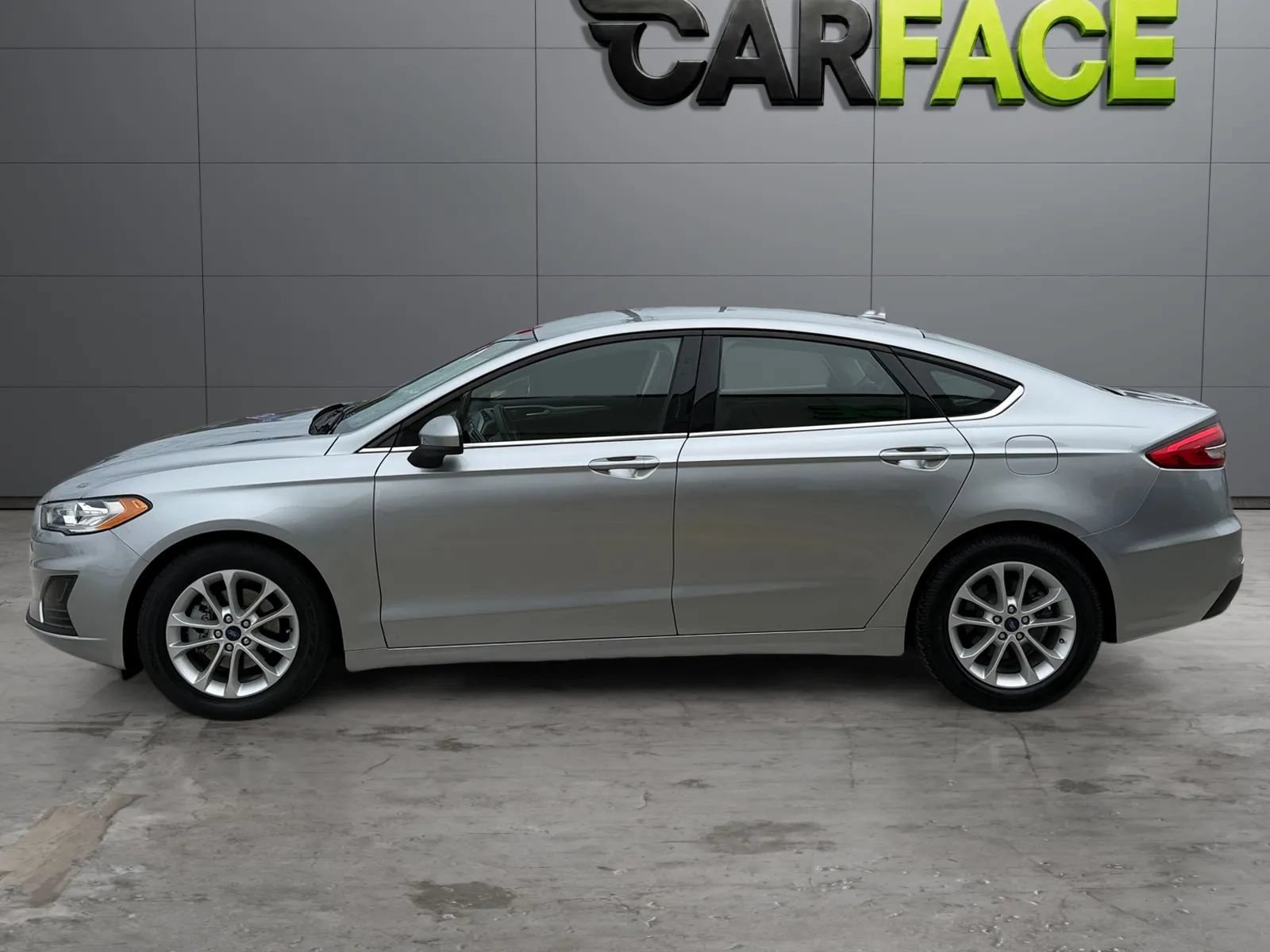 Used 2020 Ford Fusion SE FWD image 7