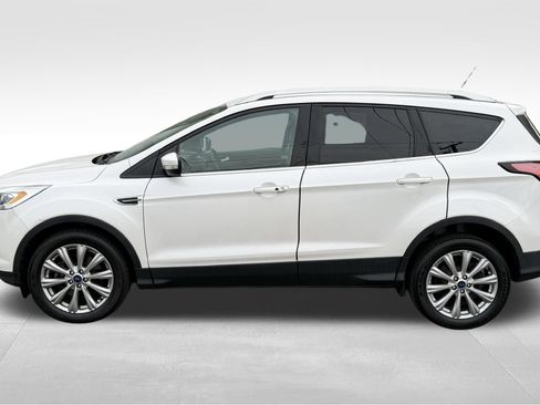 Used 2017 Ford Escape Titanium AWD/4WD image 10