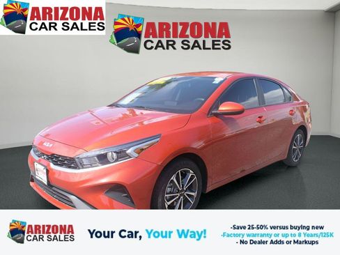 Used 2023 Kia Forte LXS image 1