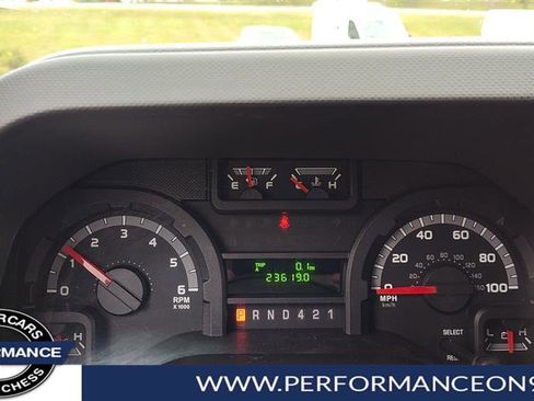 Used 2016 Ford E-450 and Econoline 450 Super Duty RWD image 9
