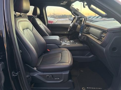 Used 2024 Ford Expedition Max Limited image 19