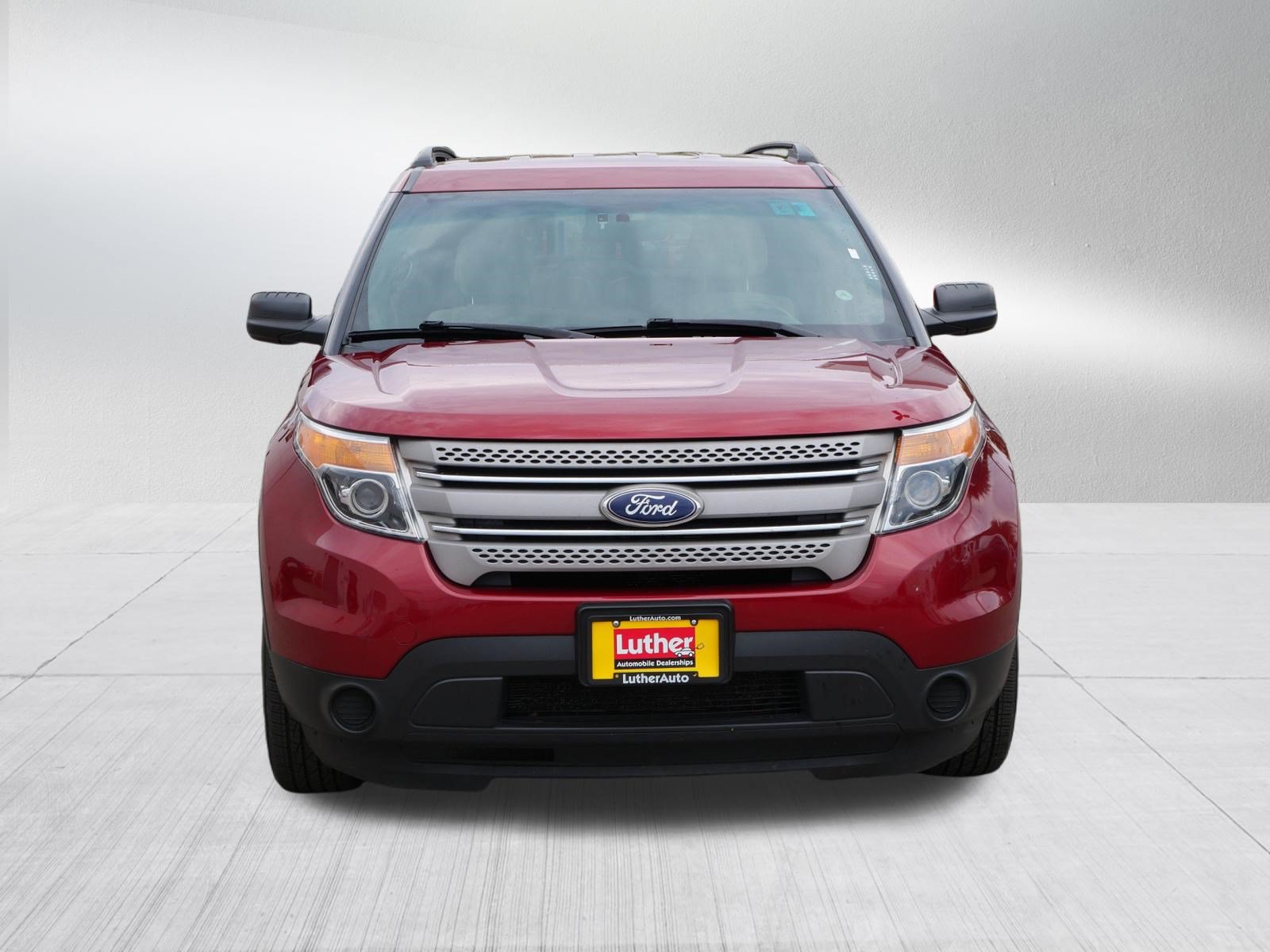 Used 2013 Ford Explorer FWD w/ Class III Trailer Tow Pkg image 2