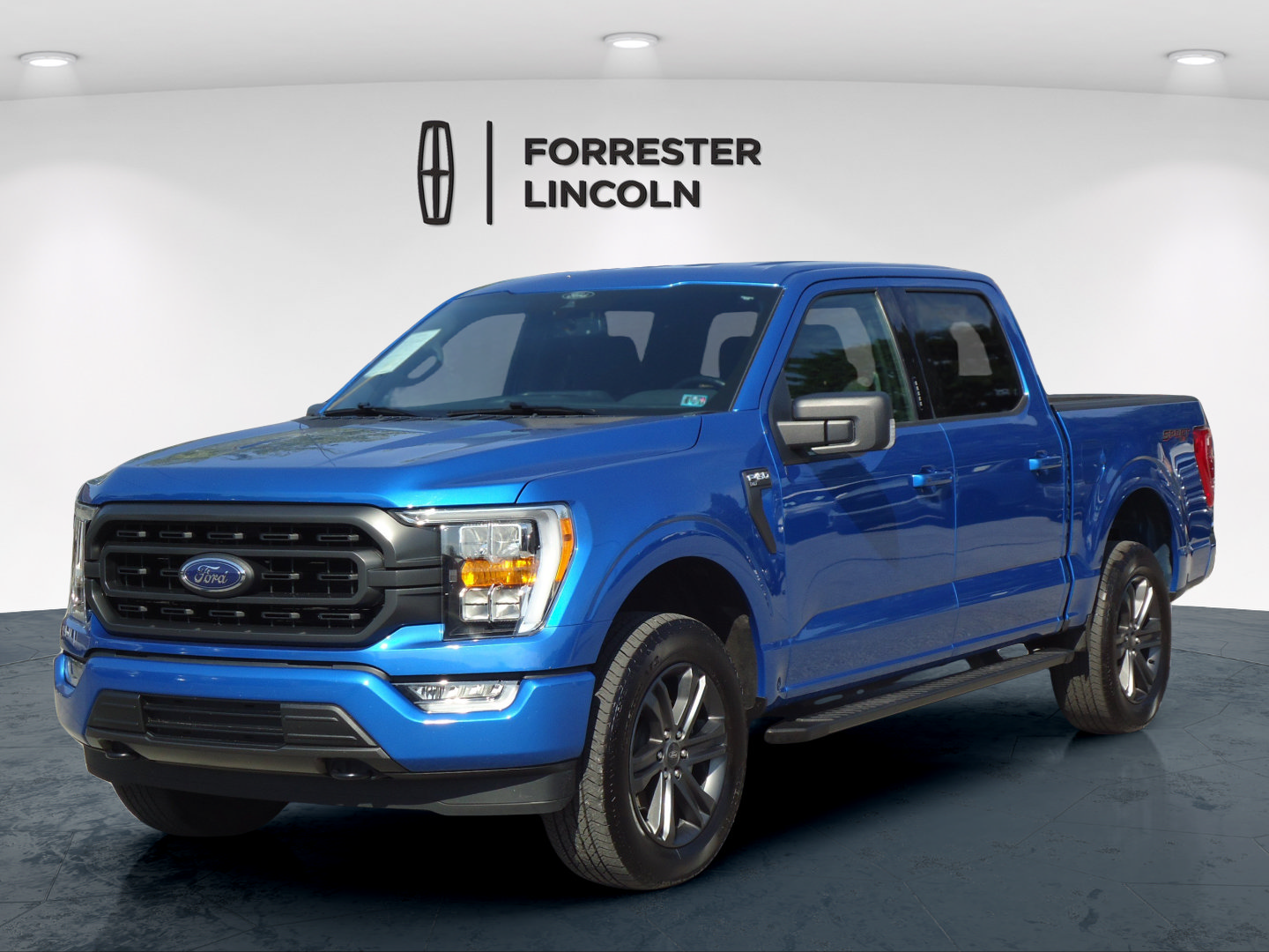 Used 2021 Ford F150 XLT w/ Equipment Group 302A High AWD/4WD image 7