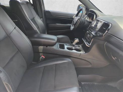 Used 2021 Jeep Grand Cherokee Laredo X AWD/4WD image 26
