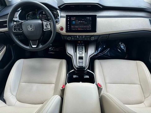 Used 2018 Honda Clarity Touring image 17