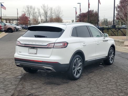 Certified 2022 Lincoln Nautilus Reserve w/ Equipment Group 201A image 6