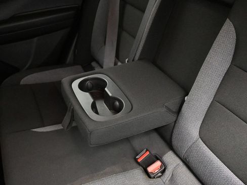 New 2025 Chevrolet TrailBlazer LT w/ Convenience Package FWD image 16