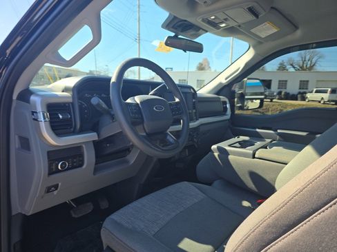 Used 2025 Ford F350 XLT w/ 360-Degree Camera Package image 21