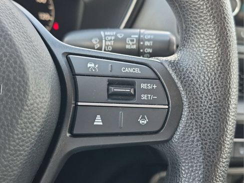 Used 2023 Honda CR-V LX image 10