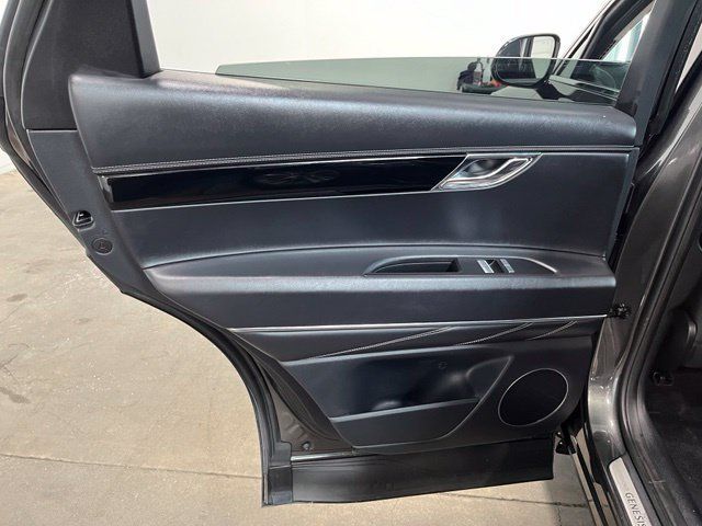 Used 2025 Genesis GV80 2.5T Standard AWD/4WD image 20