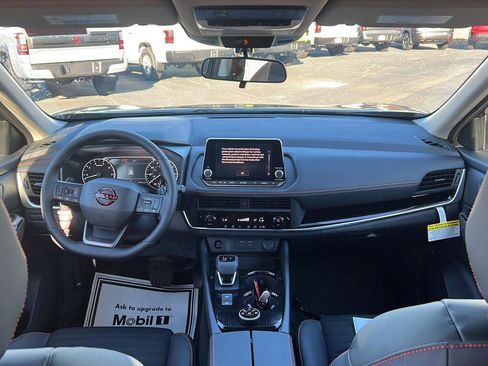 New 2026 Nissan Rogue SV image 14