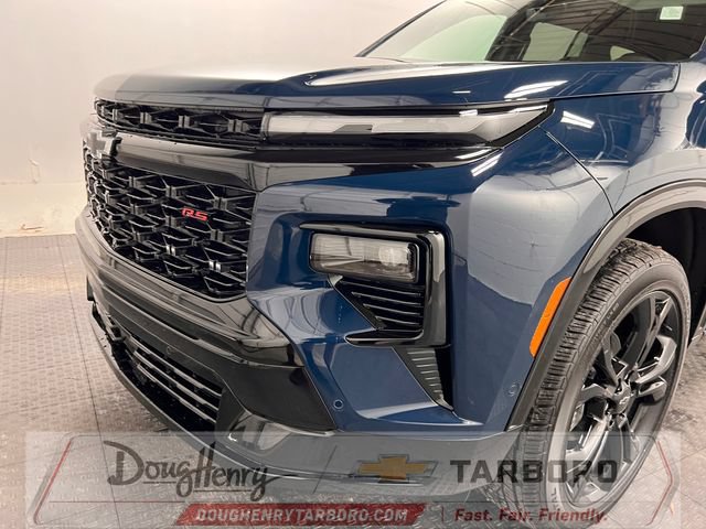 New 2027 Chevrolet Traverse RS w/ LPO, Floor Liner Package FWD image 12