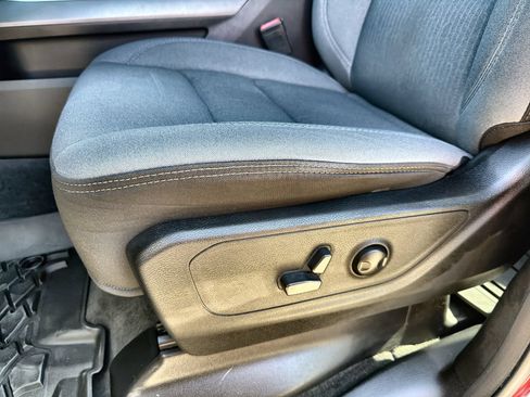Used 2022 RAM 1500 Big Horn RWD image 12