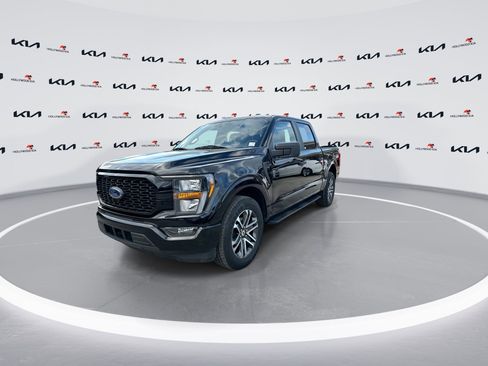 Used 2023 Ford F150 XL w/ STX Appearance Package RWD image 4