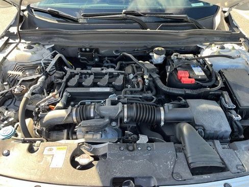 Used 2020 Honda Accord Sport image 5