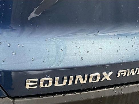 Used 2025 Chevrolet Equinox LT w/ Convenience Package II image 28